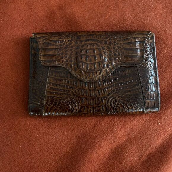 VEARI VEGAS NIGHTS ALLIGATOR WALLETS CLUTCH NEW - Picture 3 of 11